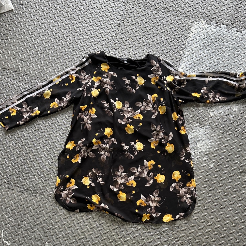 Alfani Black Long Sleeve Floral Tunic with Yellow Roses